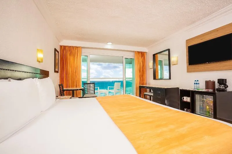Hotel Krystal Cancun All Inclusive