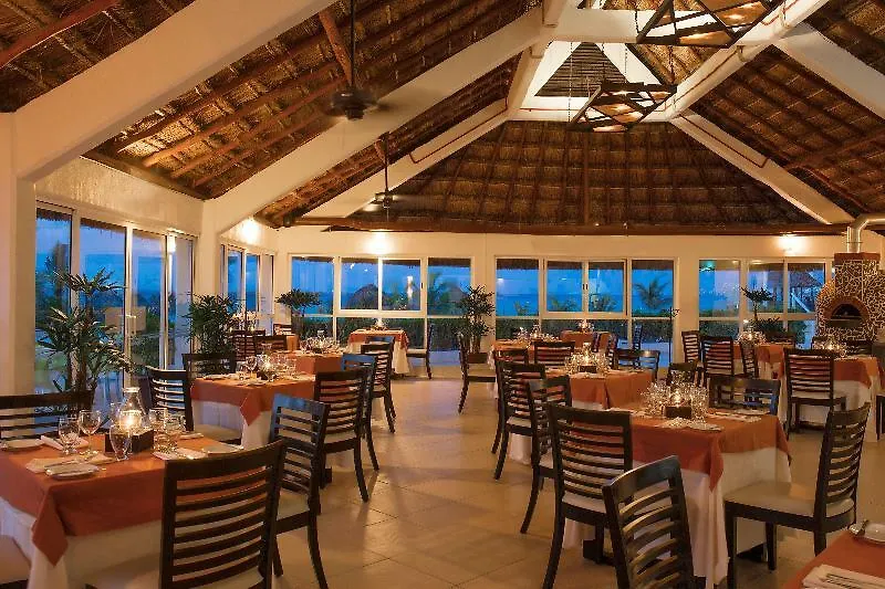 Krystal Cancun All Inclusive 4*,
