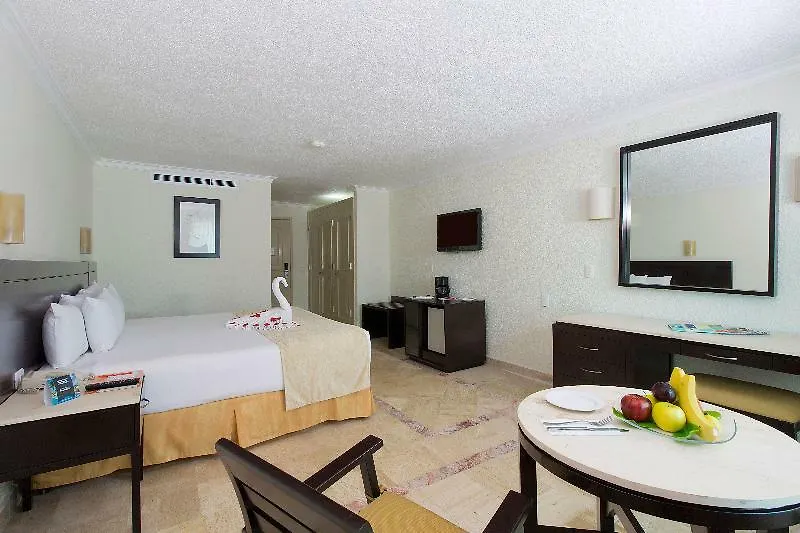 Krystal Cancun All Inclusive 4*,  Мексика