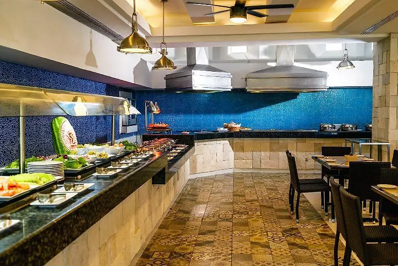 Отель Krystal Cancun All Inclusive
